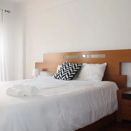 2br * Queluz